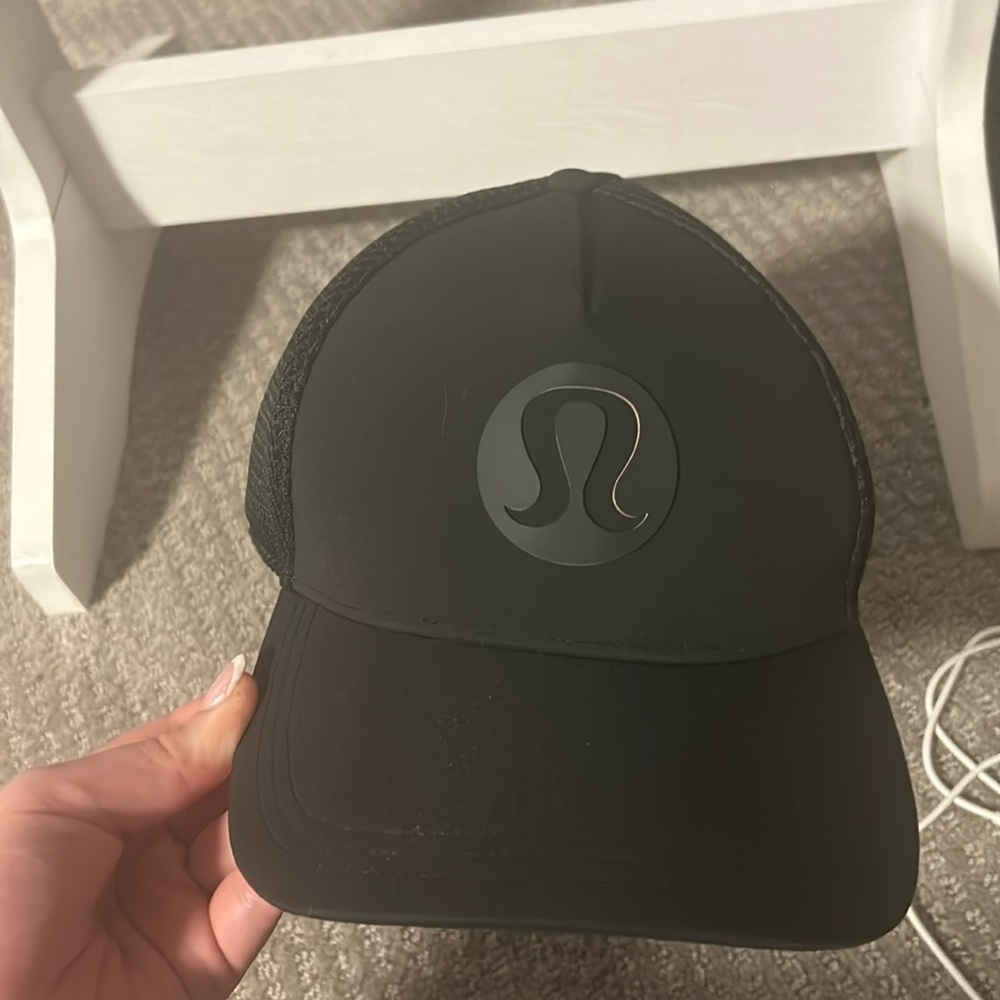 Lululemon men's baseball cap L/xL
